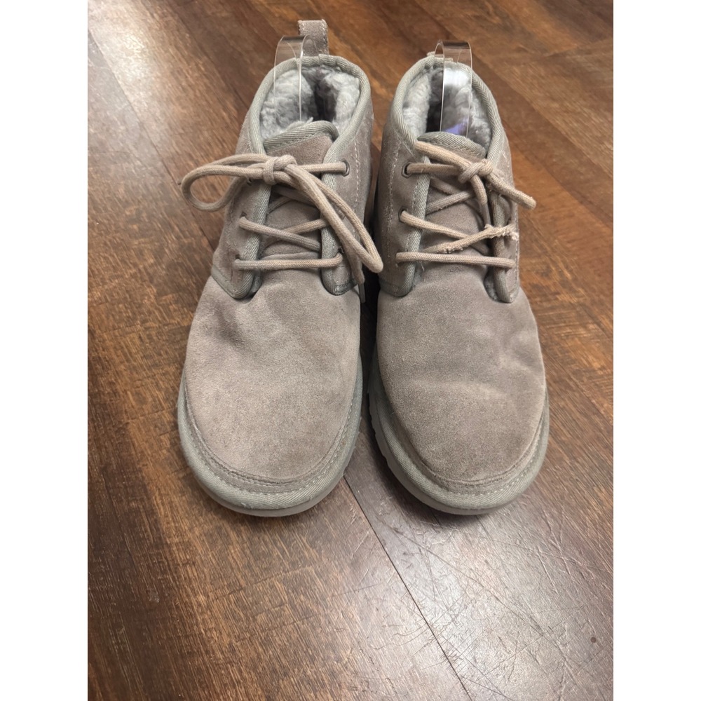 UGG Neumel Gray Suede Shearling Lined Chukka Boots Women's Size 8
